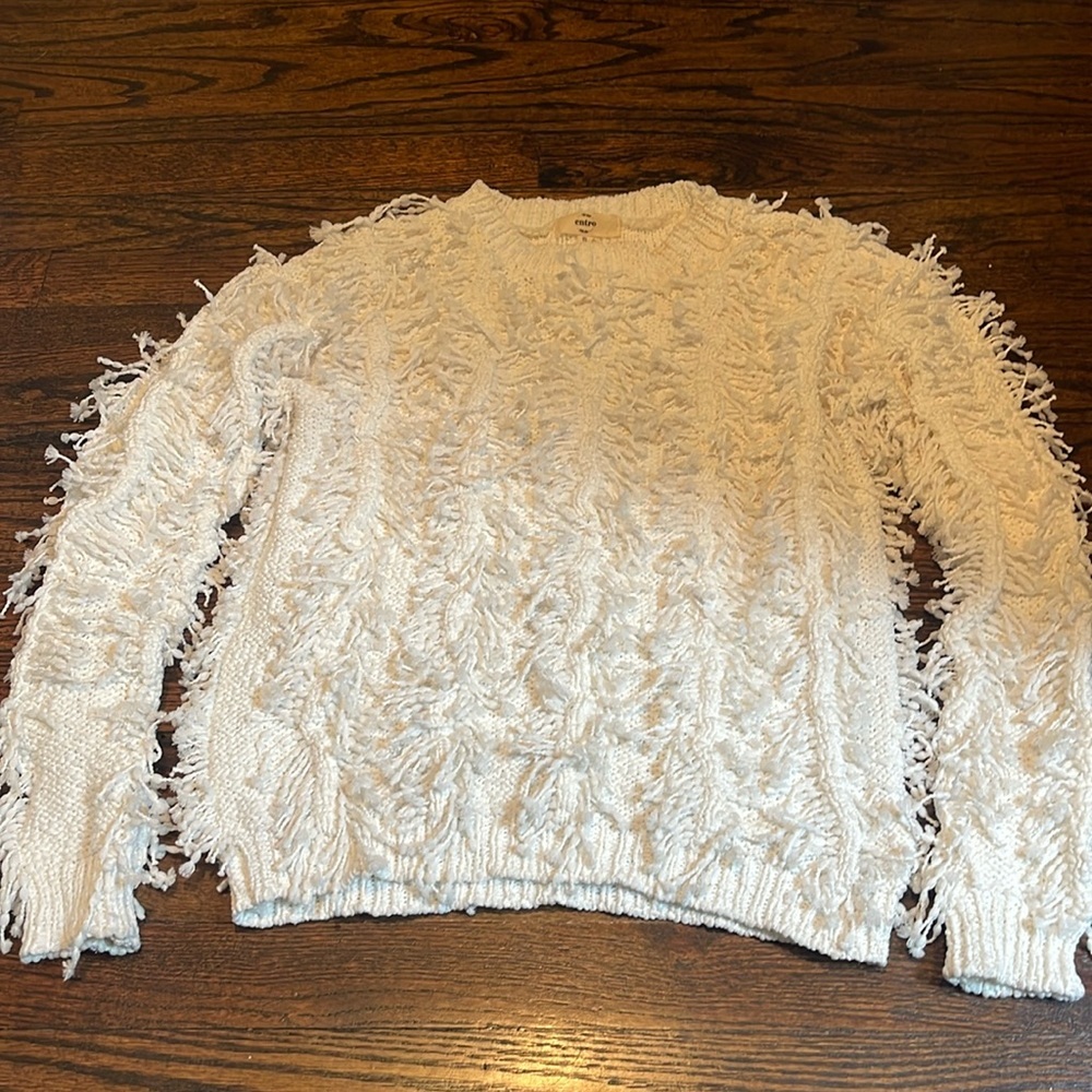 Women’s sweater size small